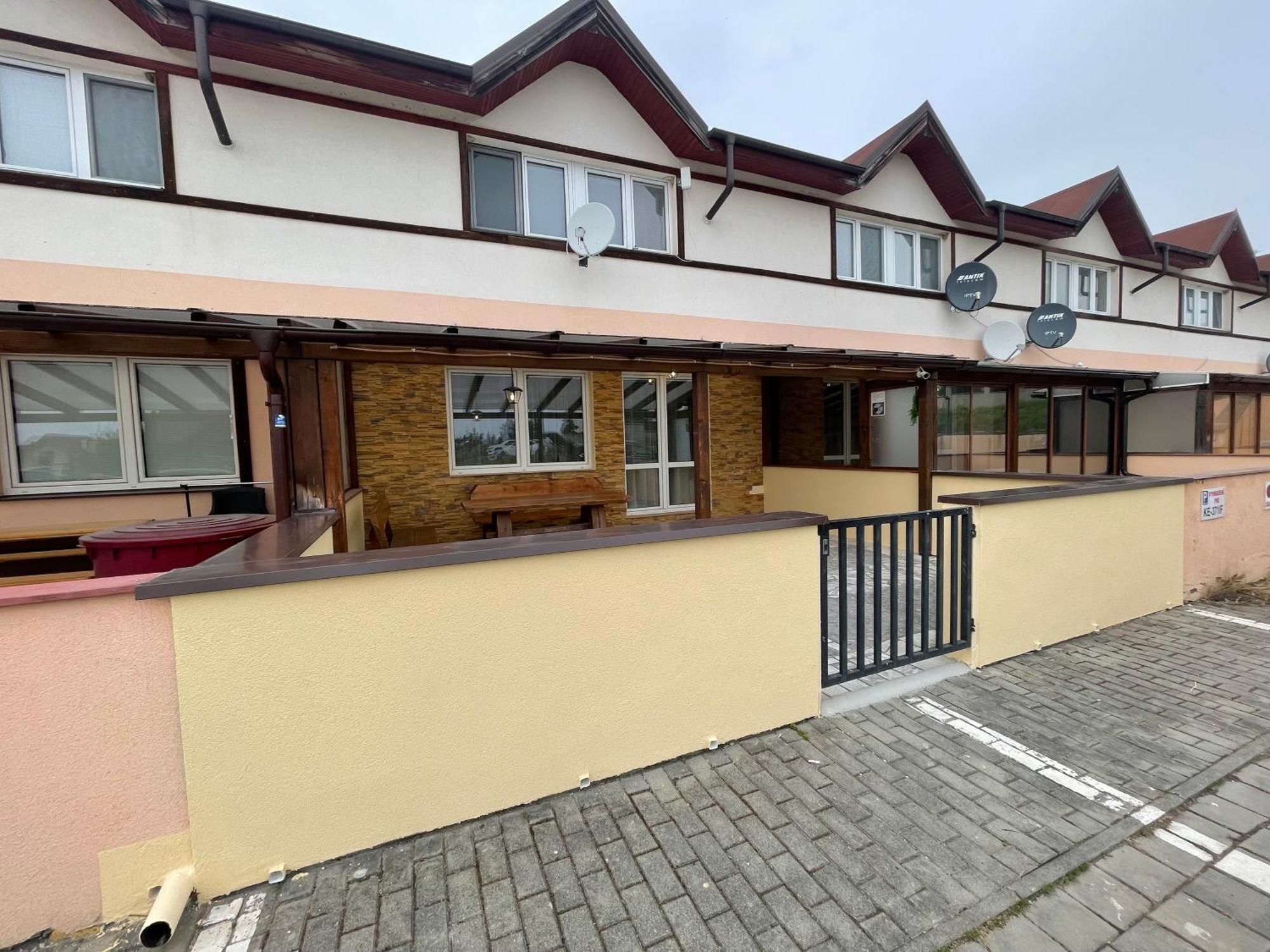 Apartman Illy Veľký Slavkov Esterno foto