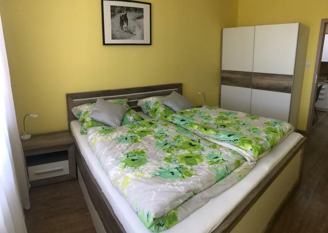 Apartman Illy Veľký Slavkov Esterno foto